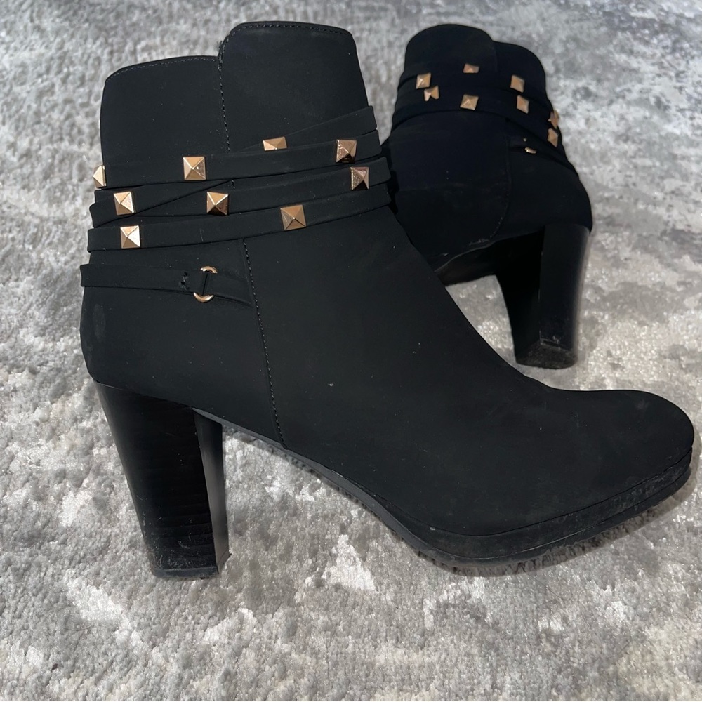 Maria studded heeled boots